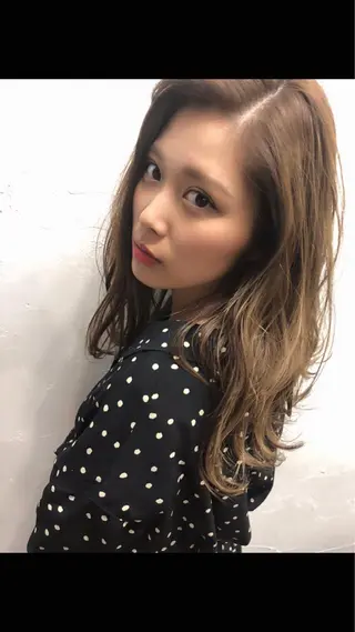 ロング 村澤 拓弥のヘアスタイル