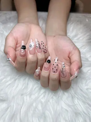 ネイル Eli Muse 新宿ネイルのネイルデザイン
