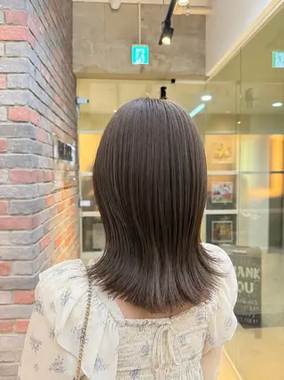 ミディアム カラー グレージュカラー 吉川慶斗のヘアスタイル