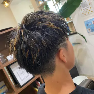ショート カラー メンズパーマ /栄/伊藤りんなのヘアスタイル