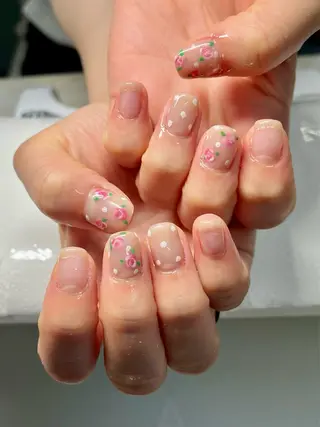 ネイル 新宿ネイルサロン ジェミディローサのネイルデザイン