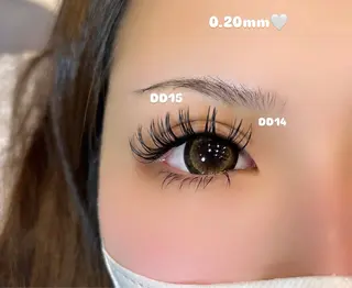 マツエク・マツパ eyelash Anmut Lunaのマツエク・マツパデザイン