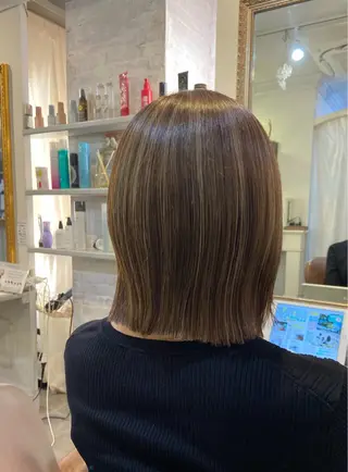 ミディアム カラー 福嶋 愛のヘアスタイル