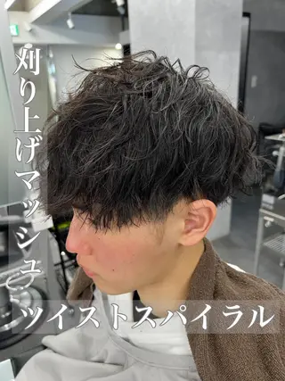 ミディアム カラー パーマ メンズ 垢抜け・メンズパーマ 津山祐紀のヘアスタイル