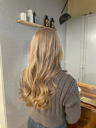 ロング カラー 🤩噂のMr.髪ポジ ティブ®️yu🤩のヘアスタイル