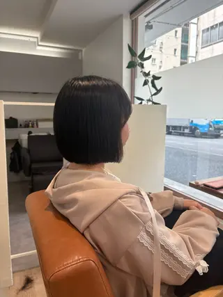 ショート 金山／森心乃　カット ブリーチモデル募集中のヘアスタイル