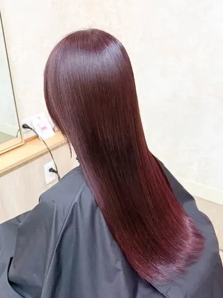 カラー Nanami． 七海のヘアスタイル