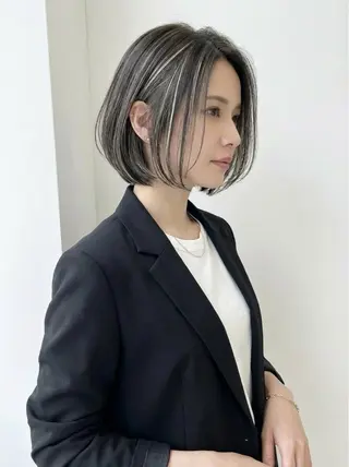 ショート カラー 白髪いかしハイライト 加藤のヘアスタイル