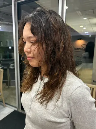 パーマ 野嶋 綾乃のヘアスタイル