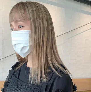 セミロング kiyono ⭐︎ダブルカラーのヘアスタイル