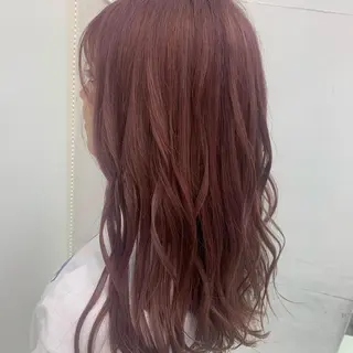 ロング カラー 川上 紗也加のヘアスタイル