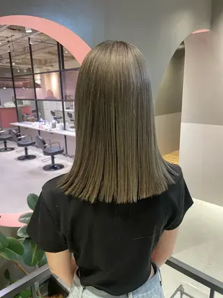 ミディアム カラー ないとう ゆうかのヘアスタイル