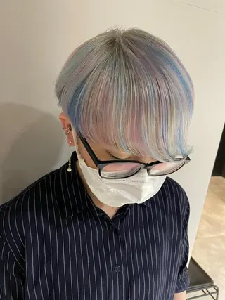 ショート カラー ブリーチ👩🦳/ ✂︎MANAMIのヘアスタイル