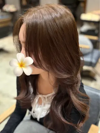 カラー 椋 愛穂のヘアスタイル