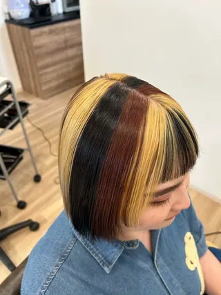 ミディアム カラー HIRO .Nのヘアスタイル
