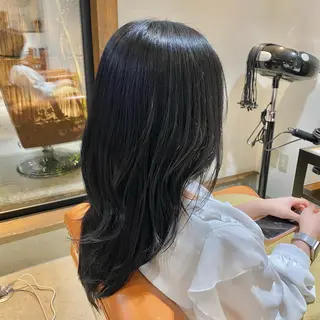 カラー 【novem】 serenのヘアスタイル