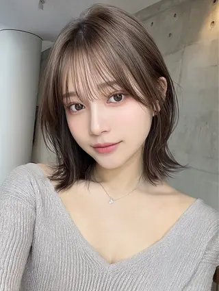ショート カラー ヘアアレンジ ボブ/透明感ベージュ 🫧クルミ🌟のヘアスタイル
