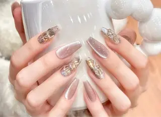 ネイル Dione Nail きよみのネイルデザイン