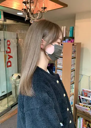 セミロング カラー 矢野 晃平のヘアスタイル