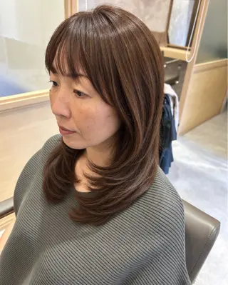 セミロング カラー 久木原 ゆりのヘアスタイル
