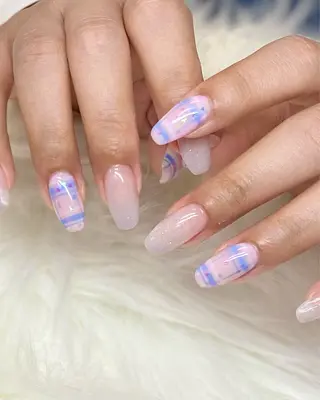 ネイル パッチリオメメ ayumiのネイルデザイン