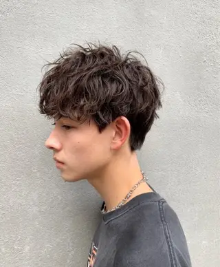 パーマ メンズ 中谷海里/フェザー パーマ/スパイキーのヘアスタイル