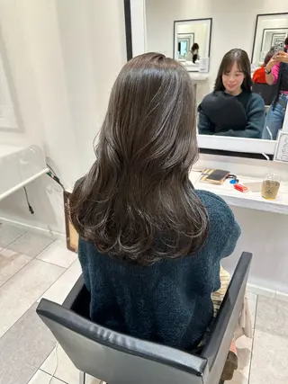 ロング 中原 優美のヘアスタイル