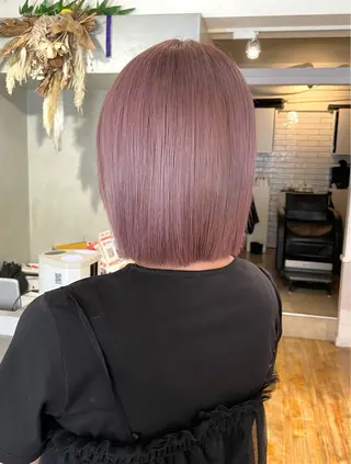 ミディアム カラー akane .のヘアスタイル