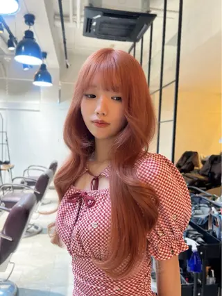 ロング カラー ヘアアレンジ 🎀ハイトーン・艶 カラー HANA🎀のヘアスタイル