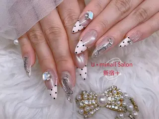 ネイル UMI ネイルサロン新宿🎀のネイルデザイン