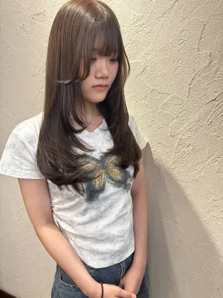 ロング アオトソラ いしざかのヘアスタイル
