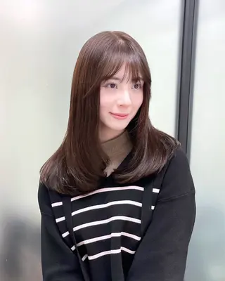 カラー 韓国レイヤーカット 髪質改善▫️水野有真のヘアスタイル