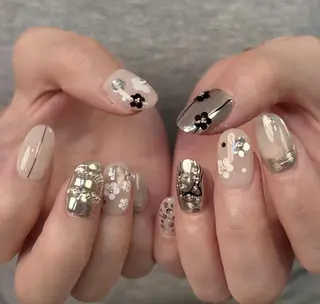 ネイル Pure&Rich Nailのネイルデザイン