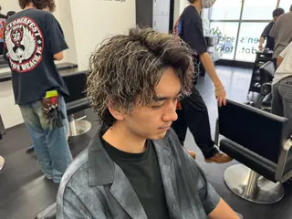 カラー パーマ メンズ メンズ特化🔥 田上舶斗/横浜のヘアスタイル