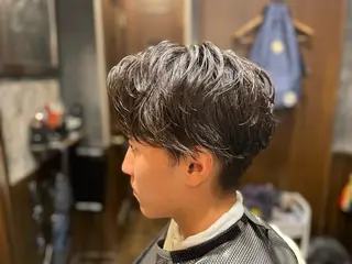 パーマ 京都フェードカット 田嶋勇祐のヘアスタイル