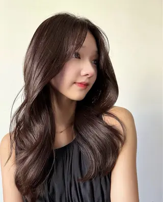 ロング ，comma rinka💖✨のヘアスタイル