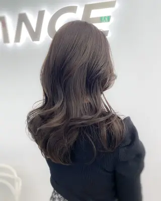 ロング カラー 大人っぽ韓国レディ レイヤー🤍渋谷のヘアスタイル