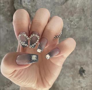 ネイル エリ🫧 nail池袋東口のネイルデザイン