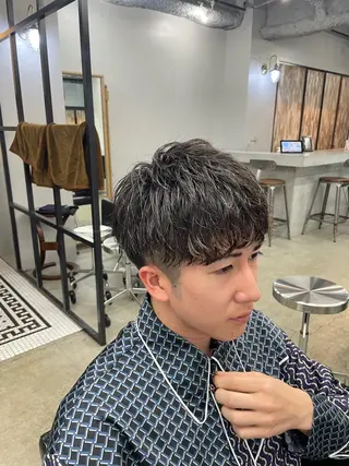 パーマ メンズ 新宿/韓国ヘア/ 髪質改善ストレートのヘアスタイル