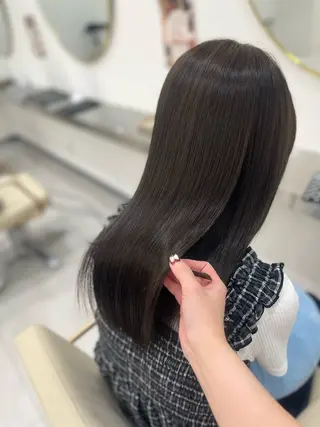 ロング カラー N°Elune みゆきのヘアスタイル