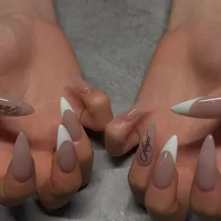 ネイル IROHA NAIL Rinoのネイルデザイン