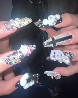 ネイル BANSA ˖ ࣪⊹ 大阪 個性派 派手のネイルデザイン