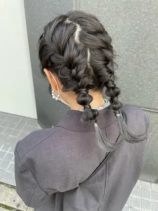 ミディアム カラー akane .のヘアスタイル
