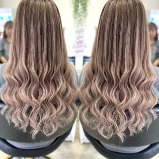 セミロング カラー KR2S× 亜以加のヘアスタイル