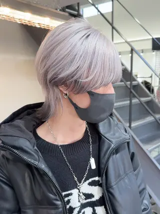ショート カラー メンズ ハイトーンカラー🌈 メンズパーマ鈴木康平のヘアスタイル