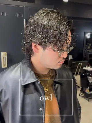 ミディアム パーマ メンズ専門 美容師✨ アメ村 堀江颯瑛のヘアスタイル