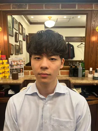 ミディアム 秋山 琳太のヘアスタイル