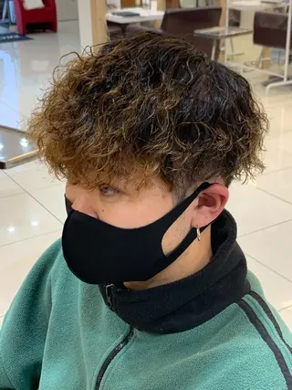 ショート パーマ 山本 章人のヘアスタイル