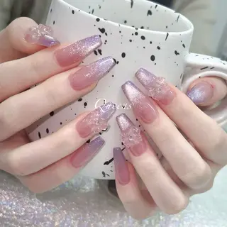 ネイル Queens テイのネイルデザイン