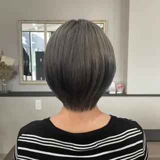 ショート カラー 西尾美容室libuR Ryokaのヘアスタイル